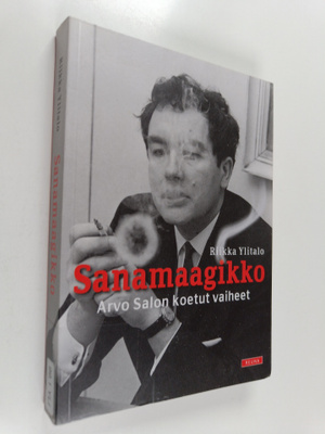 Riikka Ylitalo : Sanamaagikko