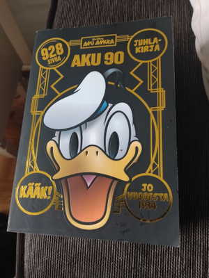 Aku 90 juhlakirja
