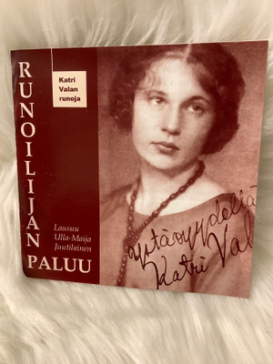 KATRI VALA:RUNOILIJAN PALUU  (ÄÄNIKIRJA)