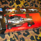 Kimi Räikkönen McLaren F1 Pienoismalli 1:24,patteritoiminen - pikkukuva 1