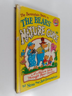 Stan Berenstain ym. : The Bears' Nature Guide