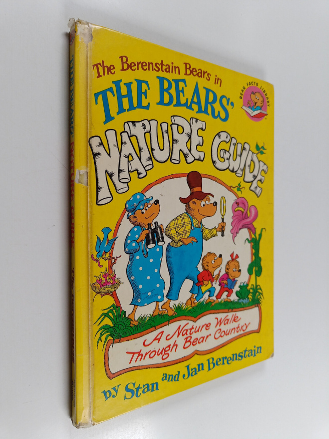 Stan Berenstain ym. : The Bears' Nature Guide
