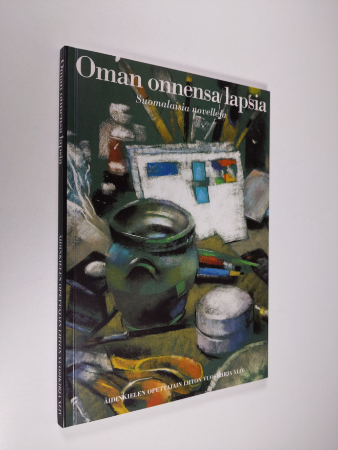Anne ym. (toim.) Helttunen : Oman onnensa lapsia : suomal...