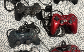 Playstation ps2 ohjaimia