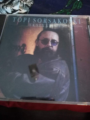Topi Sorsakoski Yksinäisyys
