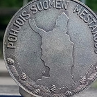 Hopeavärinen merkki. Halkaisija - 40 mm. Hyväkuntoinen. - pikkukuva 3
