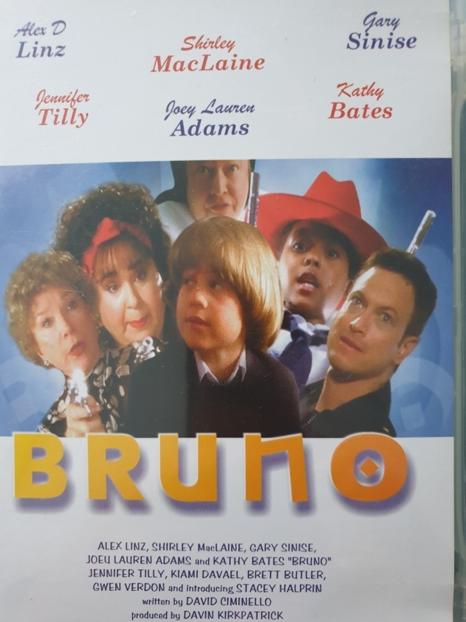 BRUNO PERHE-ELOKUVA (Shirley MacLaine Jne.) 2002