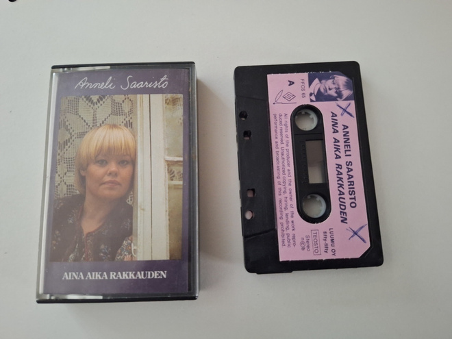 ANNELI SAARISTO - AINA AIKA RAKKAUDEN c-kasetti
