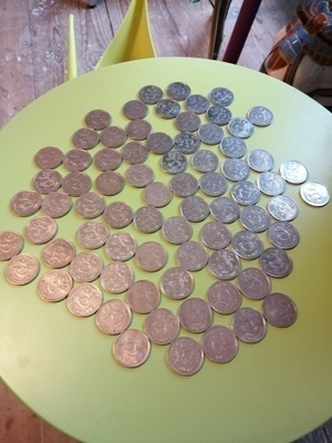 Suomen markkoja 76 kpl