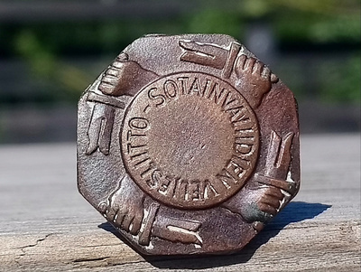 Numeroitu Ruuvimerkki. Halkaisija - 21mm.  Hyväkuntoinen.