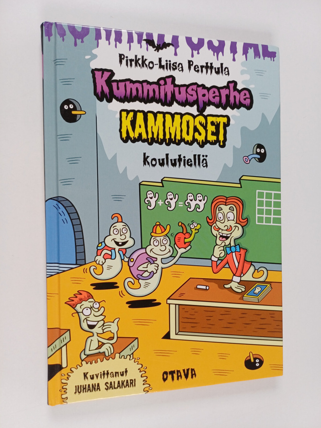 Pirkko-Liisa Perttula : Kummitusperhe Kammoset koulutiellä