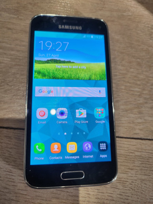 Samsung galaxy S5 mini Puhelin