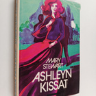 Mary Stewart : Ashleyn kissat - pikkukuva 1
