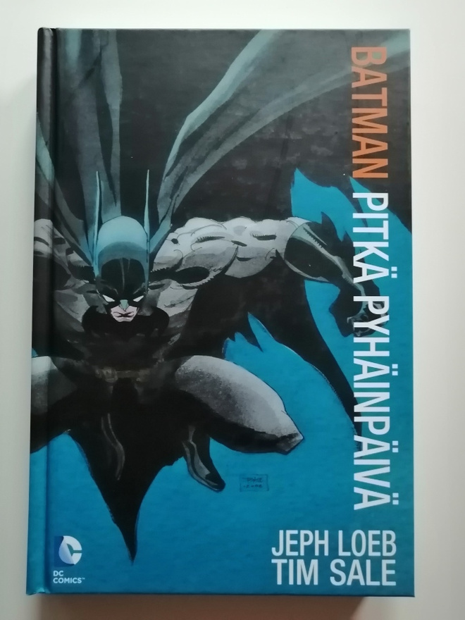 Loeb, Jeph & Sale, Tim: Batman: Pitkä pyhäinpäivä
