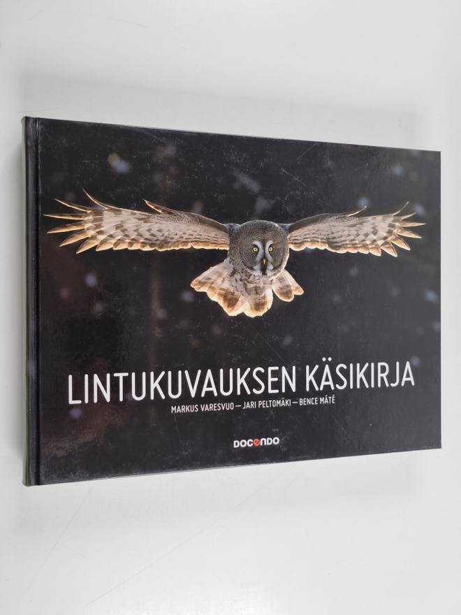 Markus Varesvuo : Lintukuvauksen käsikirja