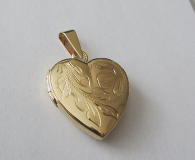 Kultainen 14 k medaljonki 3,6 g