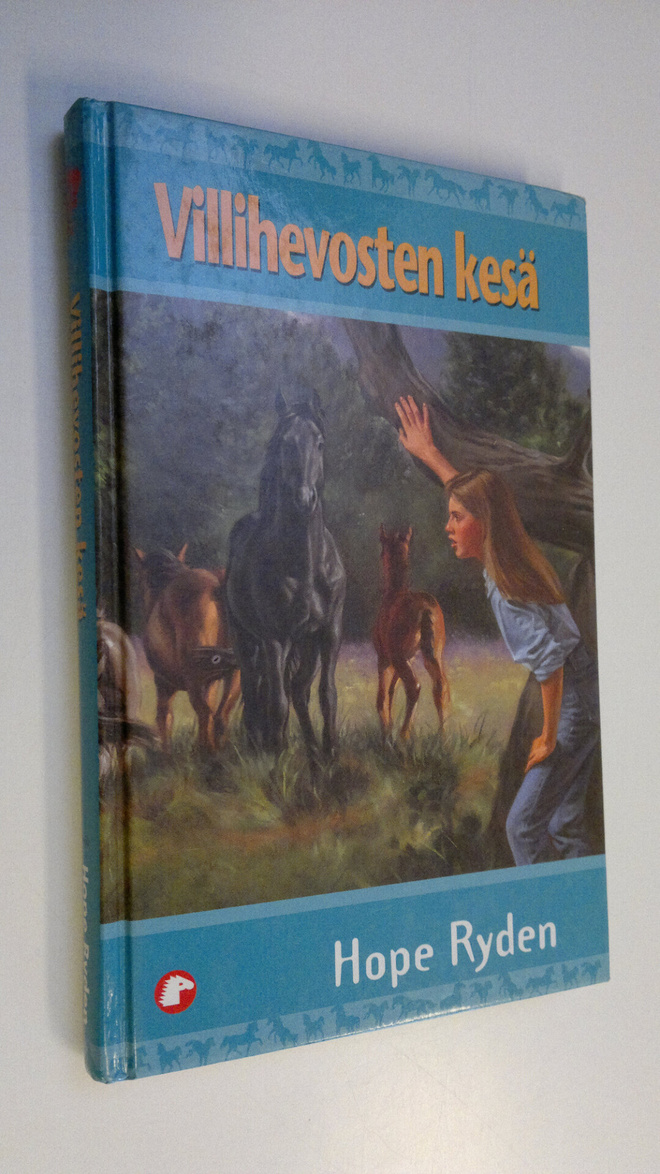 Hope Ryden : Villihevosten kesä