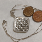 1966 design Erik Granit riipus ketjulla Hopea - pikkukuva 3