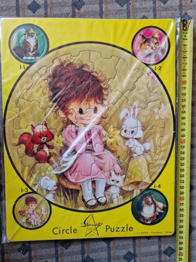 Vintage palapeli pikkutytön lemmikkieläimet