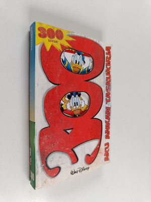Walt Disney : Kolmesataa