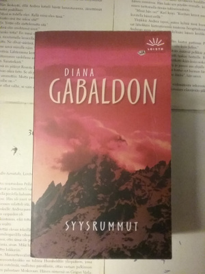 Diana Gabaldon - Syysrummut (pokkari)