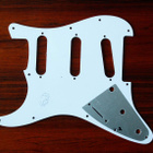 Valkoinen straton SSS pickguard plektrasuoja - pikkukuva 2