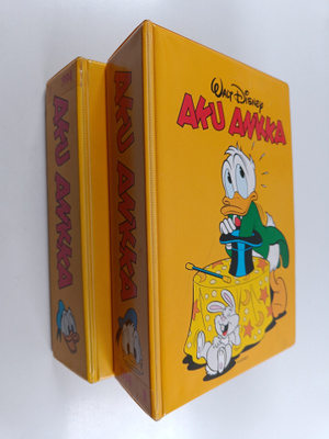 Aku Ankka vuosikerta 1994 (n:o 1-52 kahdessa kansiossa)