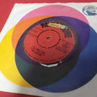 THE BEATLES - SHE LOVES YOU VG+ 7'' SINGLE - pikkukuva 2