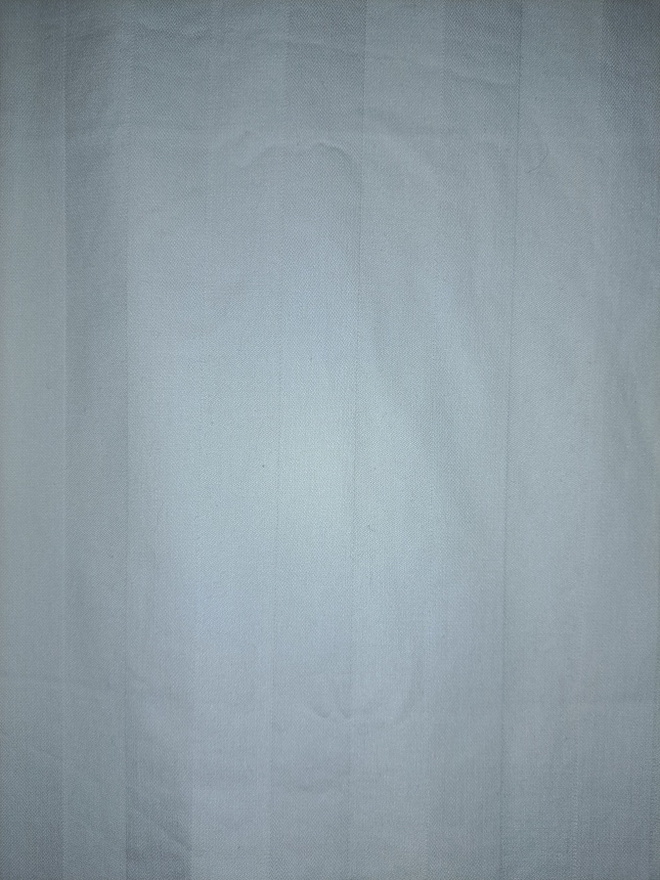 Valkoinen pystyraita sisustuskangas  140x140cm