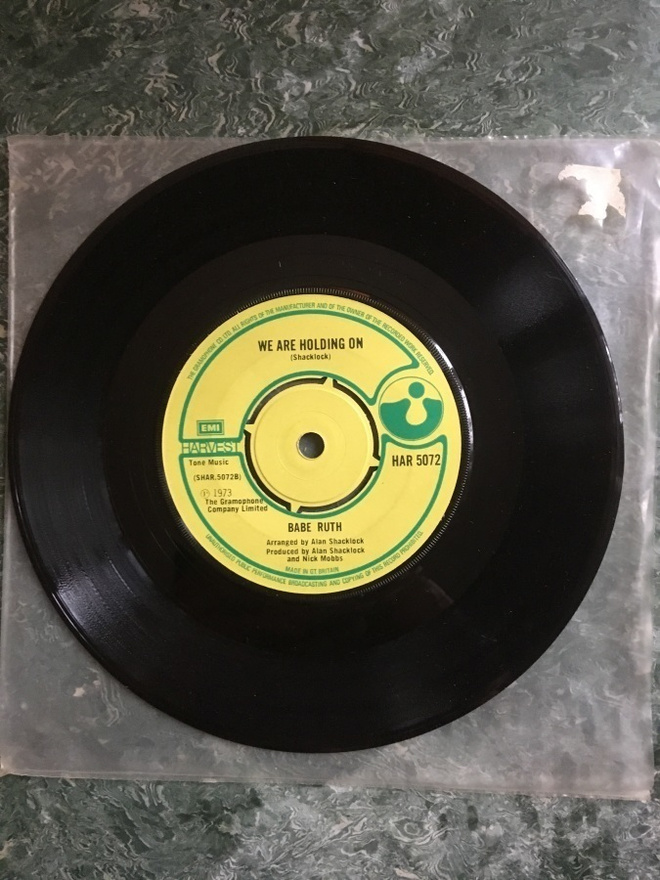 (7") Babe Ruth – Ain't That Livin / We Are Holding On