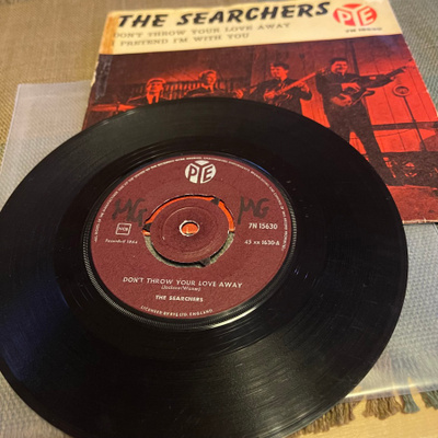 THE SEARCHERS: Don’ t Throw Your…* I Pretend I’m …SWE 1964