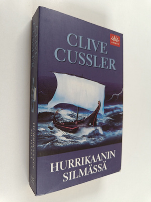 Clive Cussler : Hurrikaanin silmässä