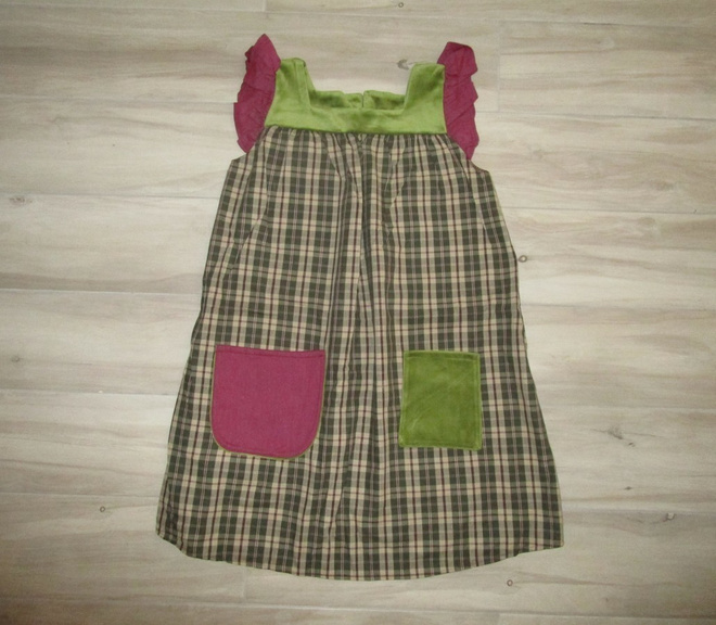 Tinttu wanhan ajan mekko 122/128cm