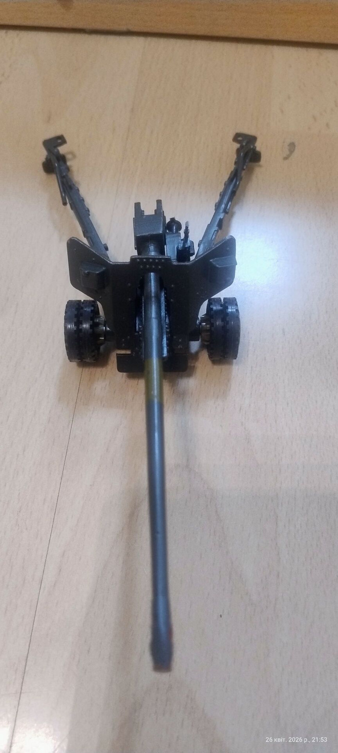 NL 100 mm panssarintorjuntatykki 1:43