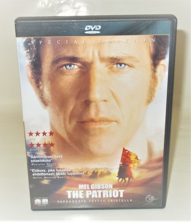 THE PATRIOT  (Mel Gibson)