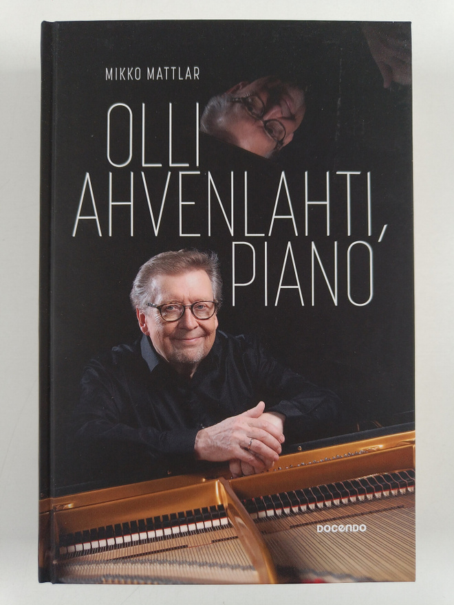 Mikko Mattlar : Olli Ahvenlahti, piano