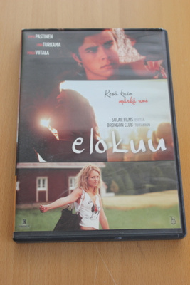 Oskari Sipola: Elokuu