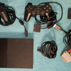 Playstation 2 -paketti: slim-konsoli, 2 x ohjain & 4 peliä - pikkukuva 1