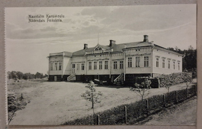 Naantali: Kansakoulu *** (2140)