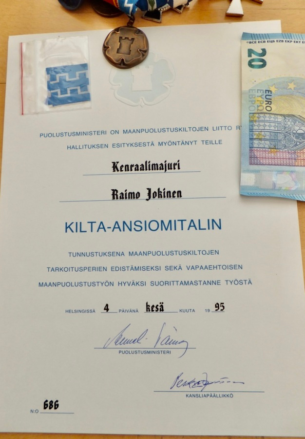 VANHA Kilta-Ansiomitali + Luovari Kenraali Numeroitu