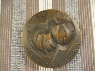 Osuuspankki OKO 75 V mitali 1977 /Terho Sakki -77.
