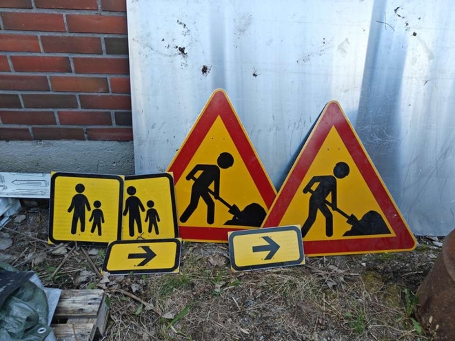 Viralliset päivittyneet liikennemerkit