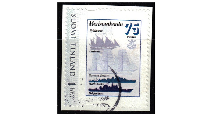Omakuvamerkki Merisotakoulu 75v o