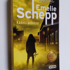 Emelie Schepp : Karhu nukkuu - pikkukuva 1