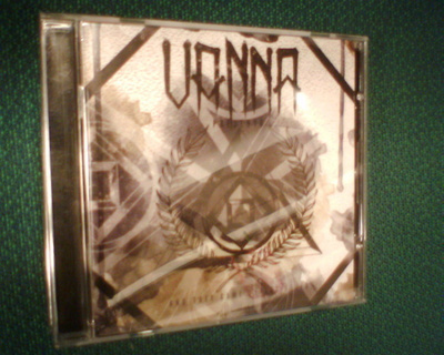 CD : VANNA : And they came baring bones (Sis.pk:t)