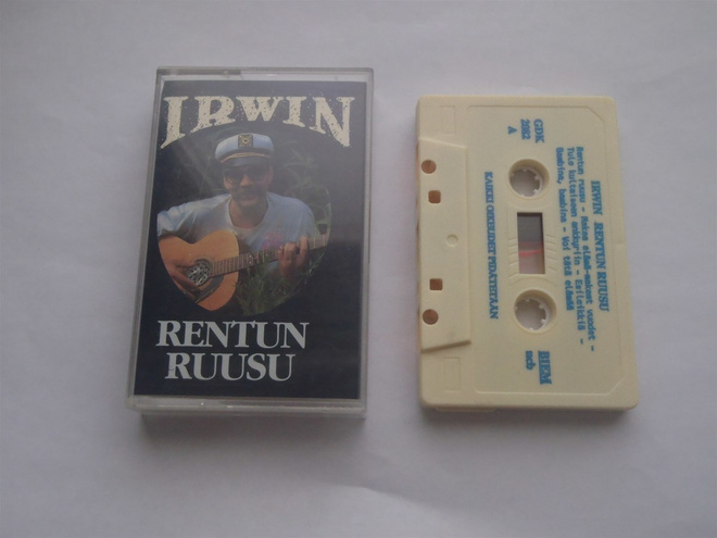 IRWIN GOODMAN - RENTUN RUUSU c-kasetti ( Hyvä kunto )
