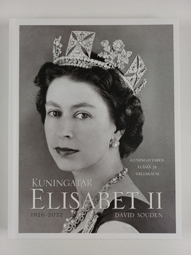 David Souden : Kuningatar Elisabet II : 1926-2022