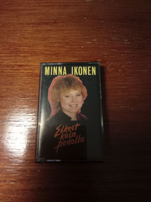 Minna Ikonen - elkeet kuin pedolla (1984)