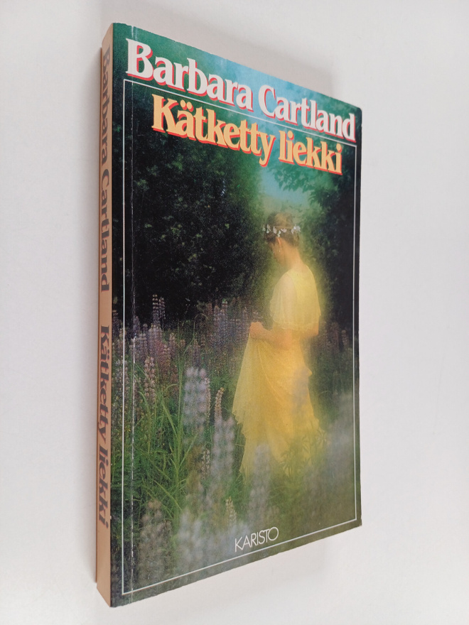 Barbara Cartland : Kätketty liekki