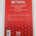 Victor Santos : Betrayal - pikkukuva 2